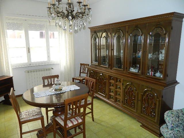 Quadrilocale in Vendita a Carrara, 190'000€, 90 m², con Box