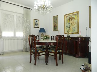 Quadrilocale in Vendita a Carrara, zona Fossola, 195'000€, 90 m²