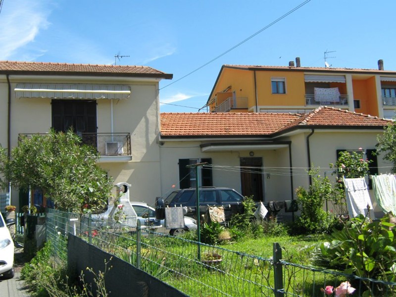 Quadrilocale in Vendita a Sarzana, 200'000&euro;, 60 m²