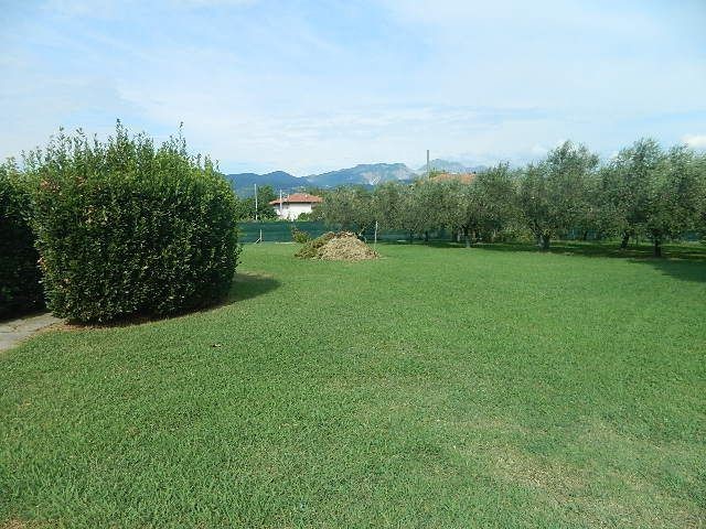 Casa Indipendente in Vendita a Ameglia, 250 m², con Box