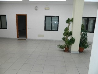 Ufficio in Vendita a Luni, 150'000€, 100 m²