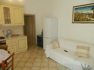 Casa Semi Indipendente in Vendita a Carrara, zona Stadio, 180'000€, 75 m²