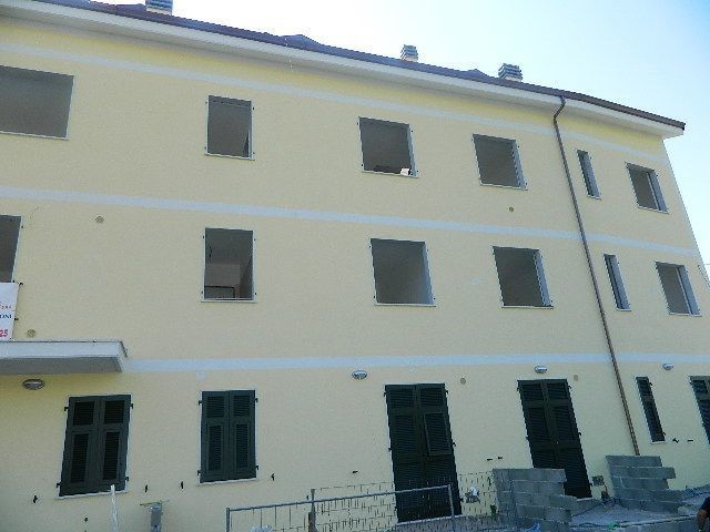 Trilocale in Vendita a Santo Stefano di Magra, 155'000€, 55 m²