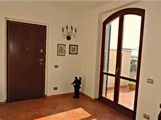 Casa Semi Indipendente in Vendita a Sarzana, 270'000&euro;, 73 m²