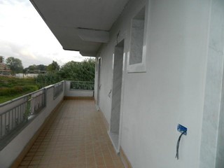 Trilocale in Vendita a Carrara, 210'000€, 84 m², con Box