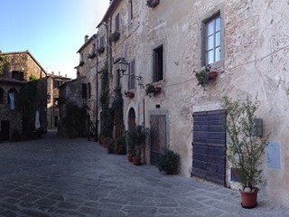 Appartamento in Vendita a Manciano, zona Saturnia, 115'000€, 