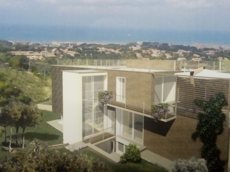 Casa Indipendente in Vendita a Livorno, zona Montenero, 200 m²
