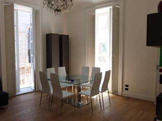 Bilocale in Vendita a Siracusa, zona ORTIGIA - UMBERTO, 90 m²