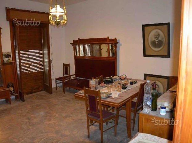 Casa Indipendente in Vendita a Palazzolo Acreide, 120'000€, 250 m²