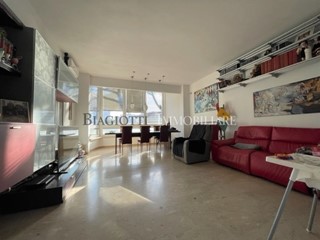 Appartamento in Vendita a Livorno, zona stadio, 480'000&euro;, 200 m²