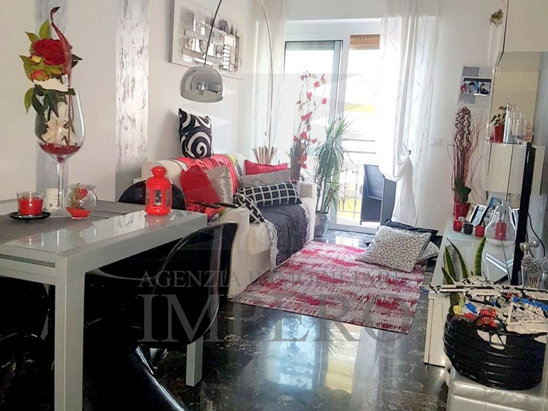 Quadrilocale in Vendita a Ventimiglia, zona Centro, 250'000€, 96 m²