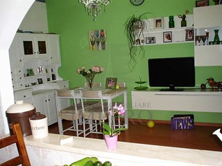 Bilocale in Vendita a Ventimiglia, zona Roverino, 128'000€, 60 m²