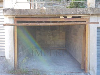 Box in Vendita a Ventimiglia, zona Bevera, 20'000€, 20 m²