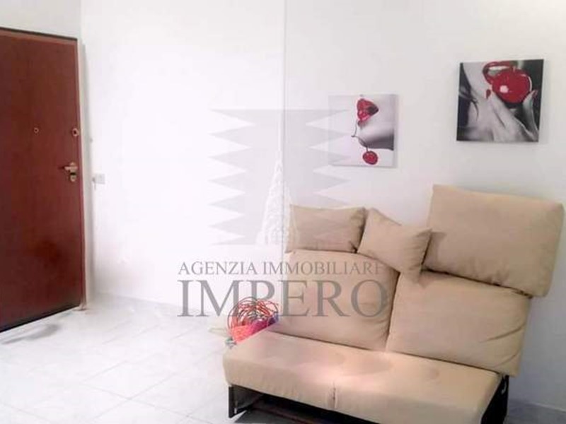 Trilocale in Vendita a Ventimiglia, zona San Secondo, 125'000€, 65 m²