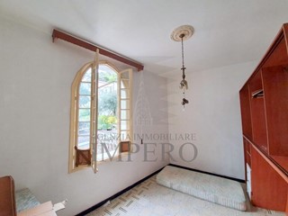 Quadrilocale in Vendita a Ventimiglia, zona Vicinanze centro, 150'000€, 80 m²