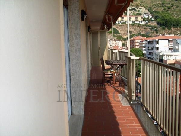Quadrilocale in Vendita a Ventimiglia, zona Centro Studi, 320'000€, 100 m²