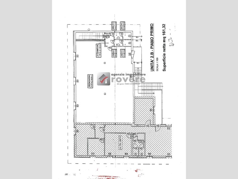 Ufficio in Affitto a Treviso, zona Fuori Mura, 1'000€, 168 m²