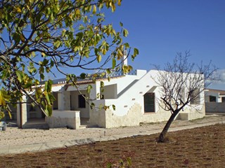 Villa bifamiliare in Vendita a Monopoli, zona contrada Cozzana/S.Oceano, 230'000€, 150 m²