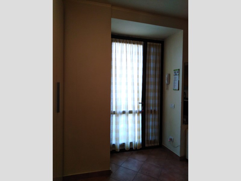 Appartamento in Affitto a Somma Lombardo, 400€, arredato