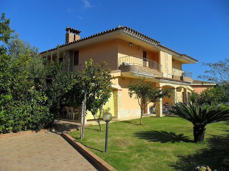 Villa in Vendita a Castiadas, zona Olia Speciosa, 190'000€, 95 m²