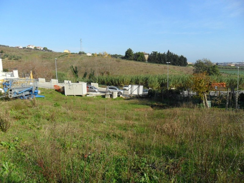 Terreno edificabile in Vendita a Monteprandone, zona Centobuchi, 110'000€, 370 m²