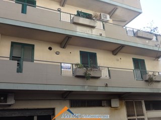 Appartamento in Vendita a Pozzallo, zona via torino, 125'000€, 145 m²