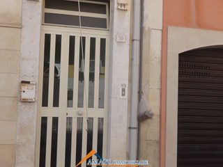 Quadrilocale in Vendita a Pozzallo, zona via napoli, 79'000€, 90 m², arredato