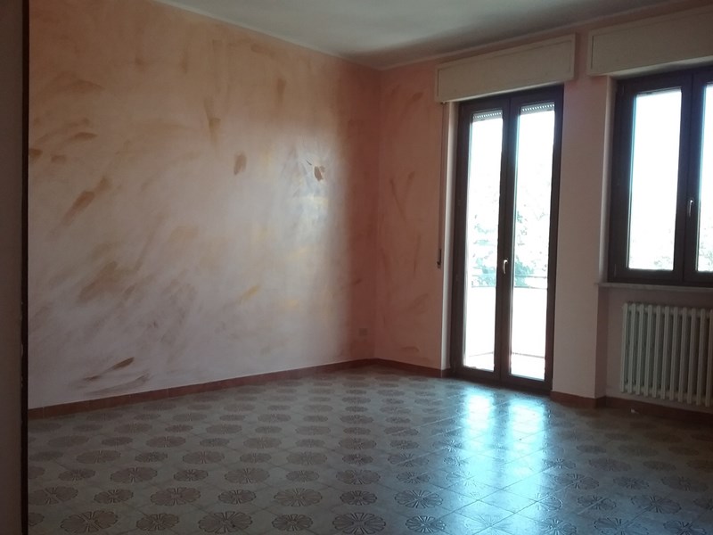 Trilocale in Affitto a Cilavegna, 380€, 100 m², con Box