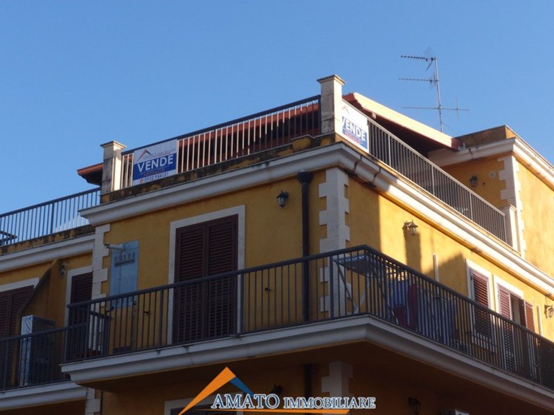 Attico in Vendita a Pozzallo, zona residenziale, 65'000€, 50 m², arredato