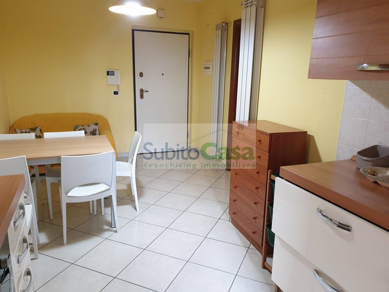 Appartamento in Vendita a Chieti, zona Chieti Scalo Zona Università, 153'000€, 120 m², arredato