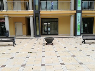 Negozio in Affitto a San Prisco, zona via Agostino Stellato, 400€, 54 m²