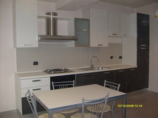 Trilocale in Affitto a La Morra, zona frazione Rivalta, 450€, 70 m², arredato