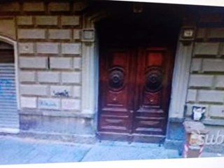 Appartamento in Affitto a Napoli, zona Centro , 330€, 120 m², arredato