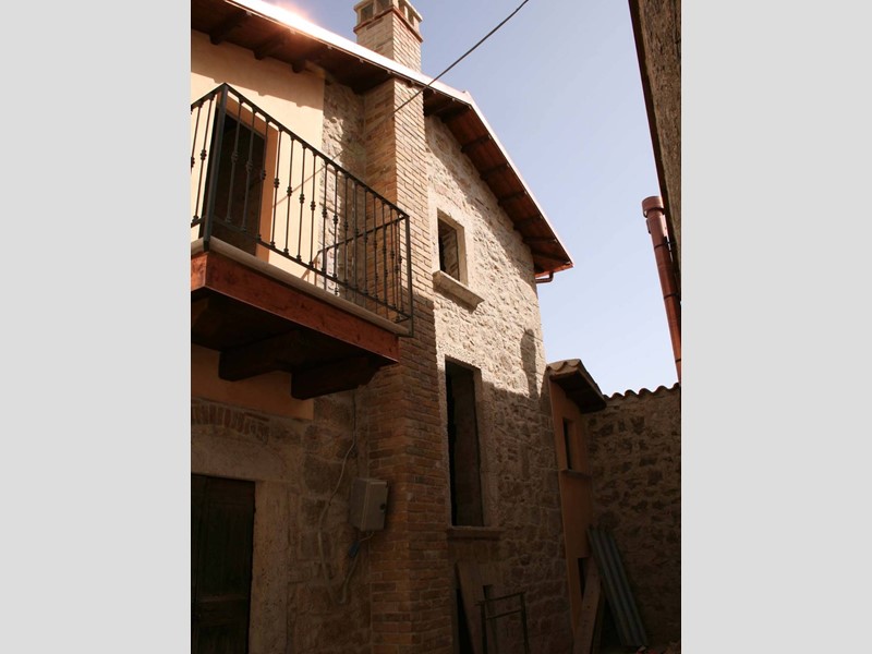 Casa Indipendente in Vendita a Ascoli Piceno, zona Carpineto, 68'000€, 80 m²