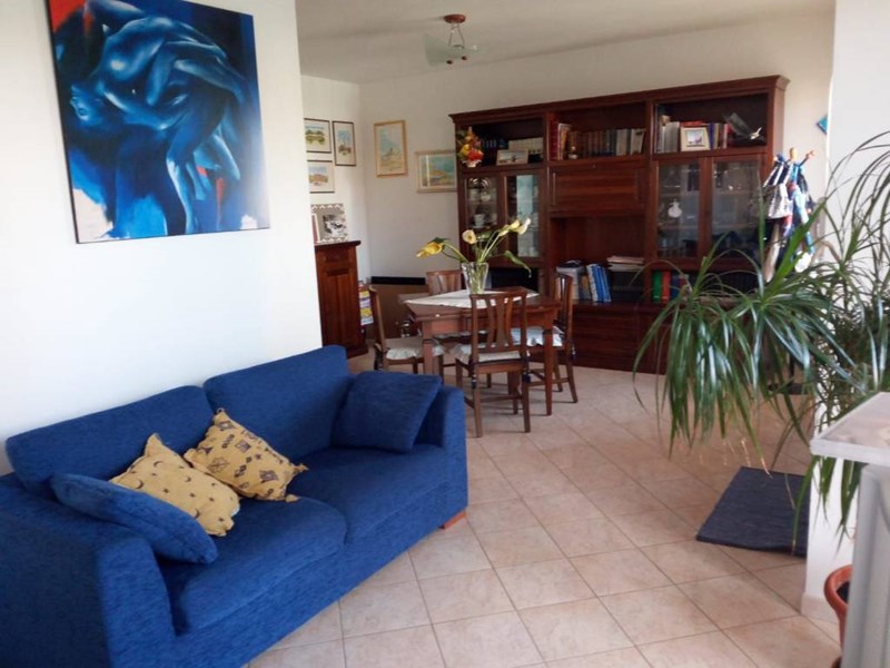 Villetta a schiera in Vendita a Porto Torres, zona Serra dei Pozzi , 210'000€, 175 m²