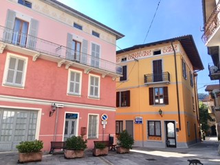 Bilocale in Affitto a Cadegliano Viconago, zona centro storico, 600&euro;, 80 m², arredato