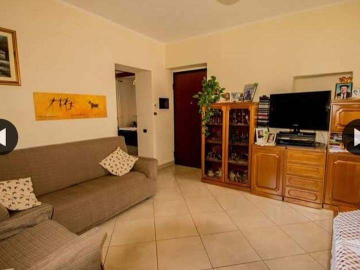 Trilocale in Vendita a Arona, 145'000€, 85 m²