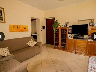 Trilocale in Vendita a Arona, 145'000€, 85 m²