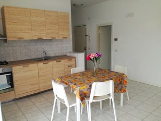 Trilocale in Vendita a Riccione, zona parco, 195'000€, 68 m²
