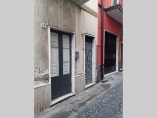 Quadrilocale in Vendita a Paternò, 55'000€, 90 m²