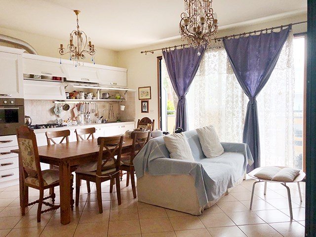 Appartamento in Vendita a Riccione, zona porto, 550'000€, 115 m², con Box