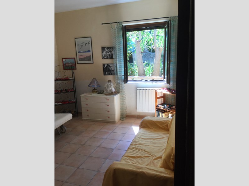 Villa in Vendita a Termini Imerese, zona C.da Chiarera , 160'000€, 120 m², arredato, con Box