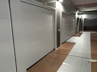 Box in Vendita a Latina, zona Via Carlo Alberto 16, 80'000€, 55 m²