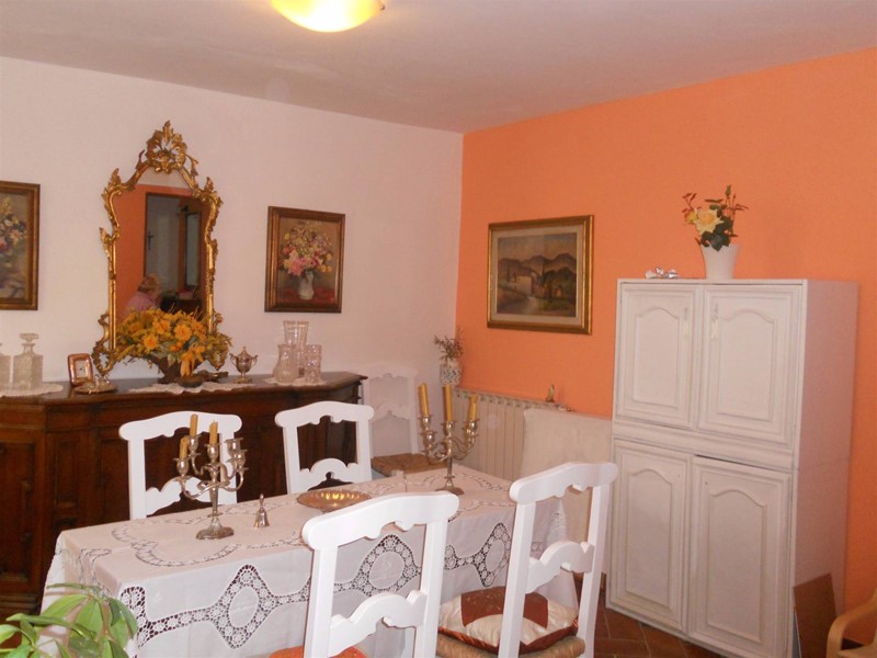 Quadrilocale in Vendita a Montespertoli, 100'000€, 98 m²