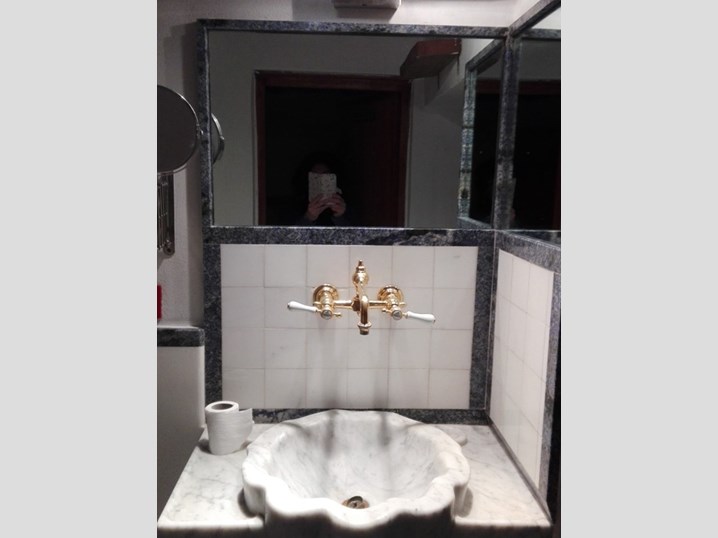 Casa di corte in Vendita a Pietrasanta, zona CAPRIGLIA, 150'000€, 45 m², arredato