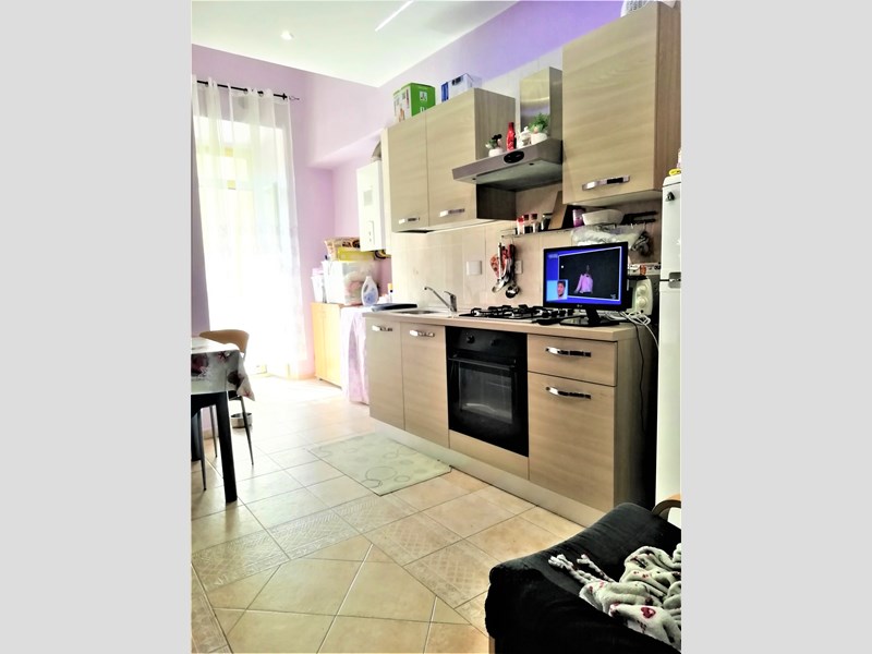 Bilocale in Vendita a Torino, zona borgata vittoria, 49'000€, 45 m², arredato