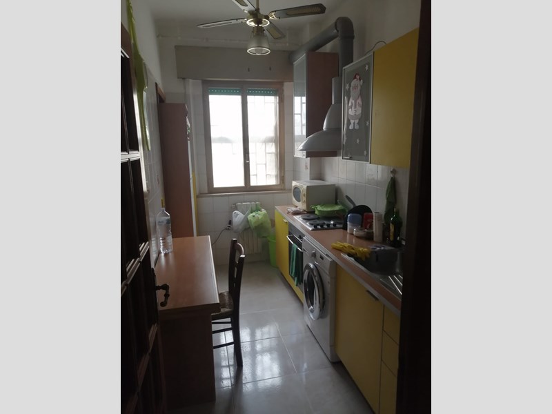 Appartamento in Affitto a Bari, zona Carrassi, 500€, 55 m²