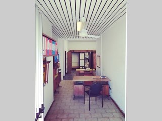 Magazzino in Affitto a Senago, zona nord Milano, 650€, 120 m²