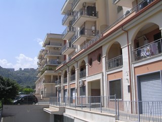 Trilocale in Affitto a Corigliano Rossano, 400€, 110 m², arredato