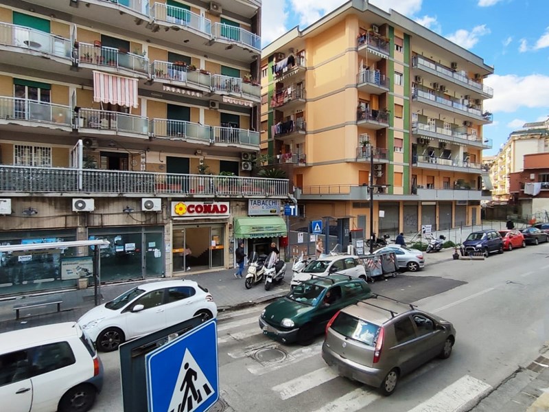 Bilocale in Vendita a Napoli, zona fuorigrotta, 155'000€, 55 m²